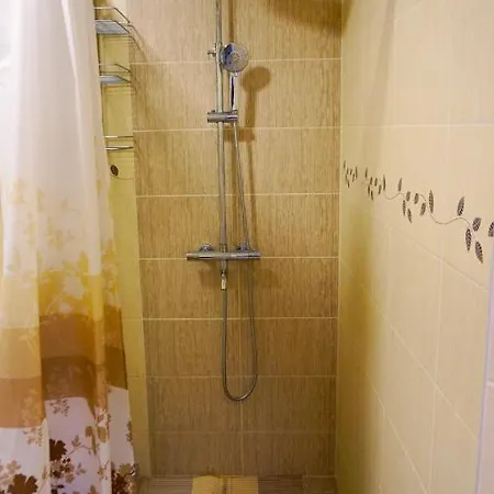 далия - Dalia アパート *